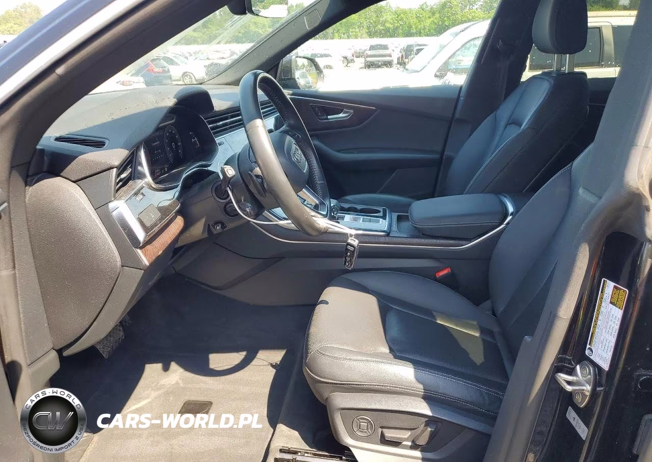 2020 Audi Q8 Premium Plus S-Line VIN:WA1EVAF19LD025130 - 7