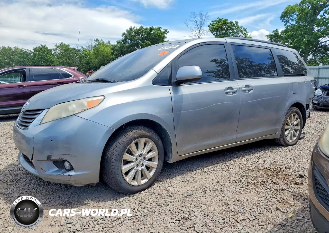 2011 Toyota Sienna Xle 7-Passenger