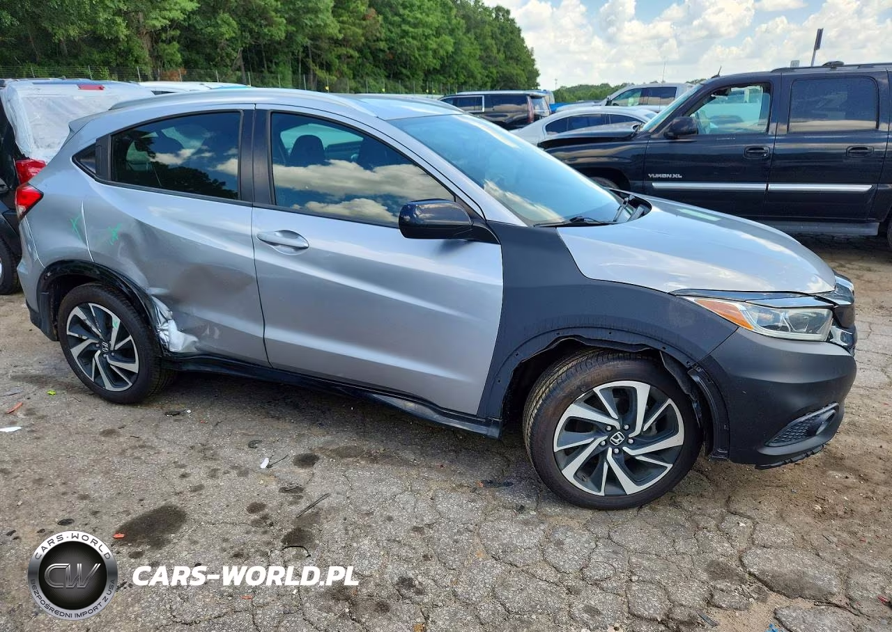 2019 Honda Hr-V Sport VIN:3CZRU6H14KG729235 - 4