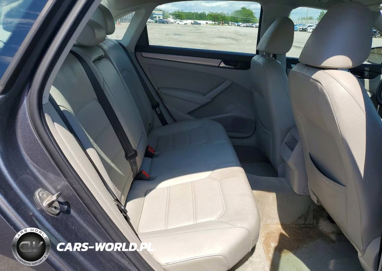 2015 Volkswagen Passat S VIN:1VWAS7A37FC119250 - 10