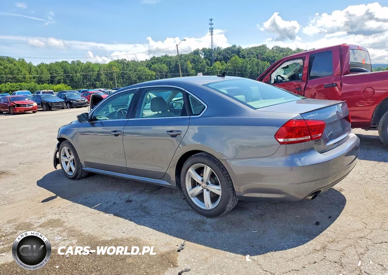 2015 Volkswagen Passat S VIN:1VWAS7A37FC119250 - 2