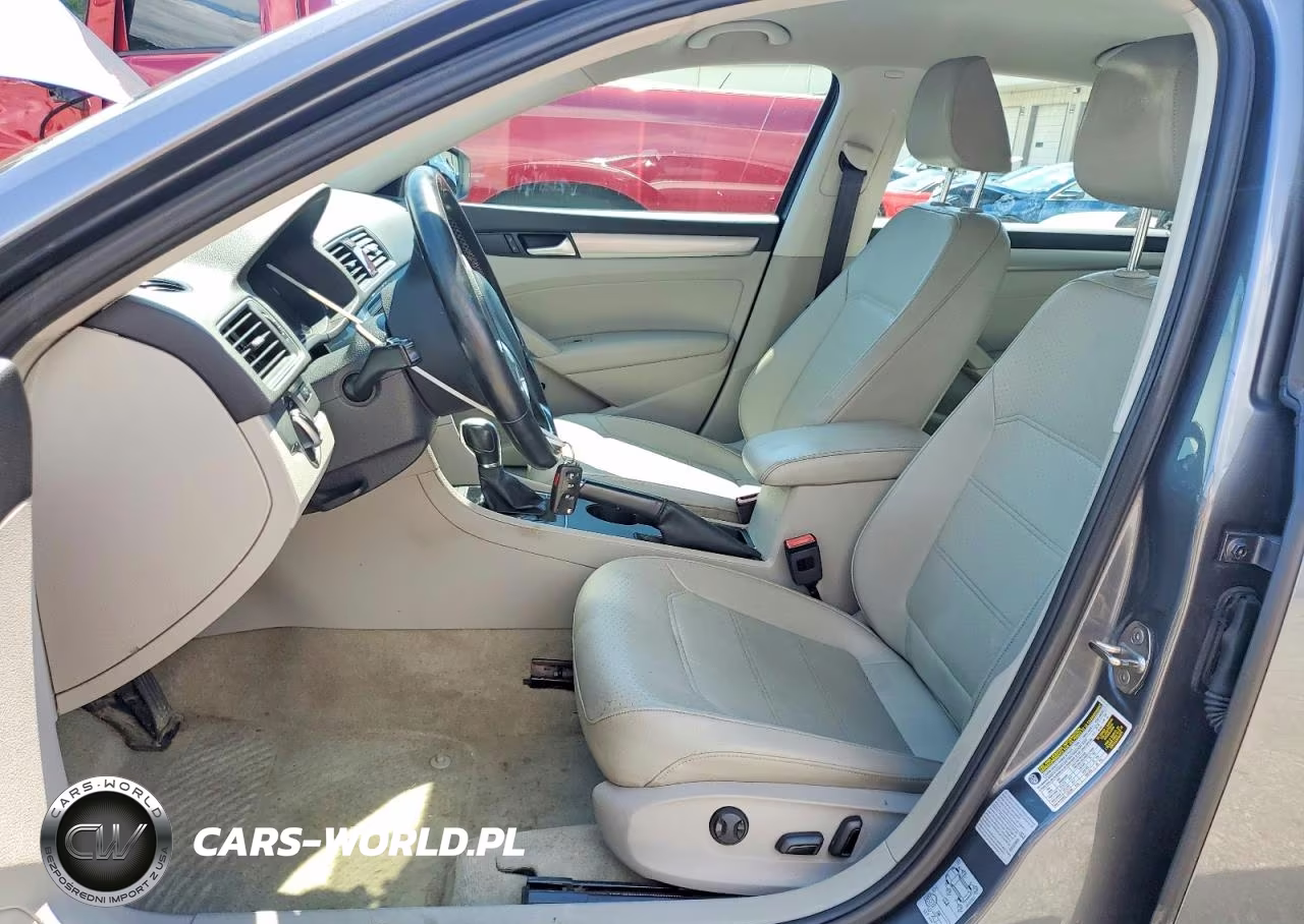 2015 Volkswagen Passat S VIN:1VWAS7A37FC119250 - 7