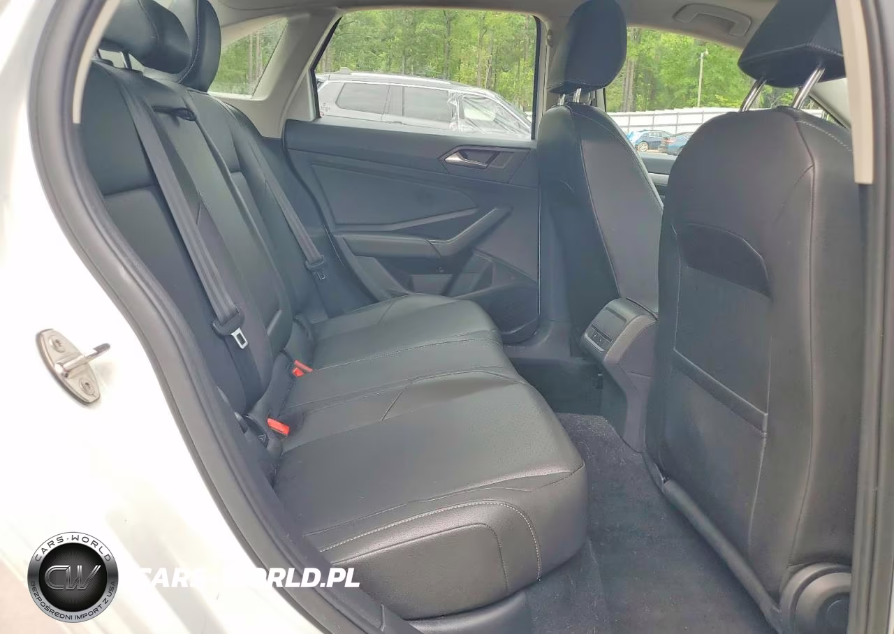 2019 Volkswagen Jetta S VIN:3VWCB7BU4KM198207 - 10