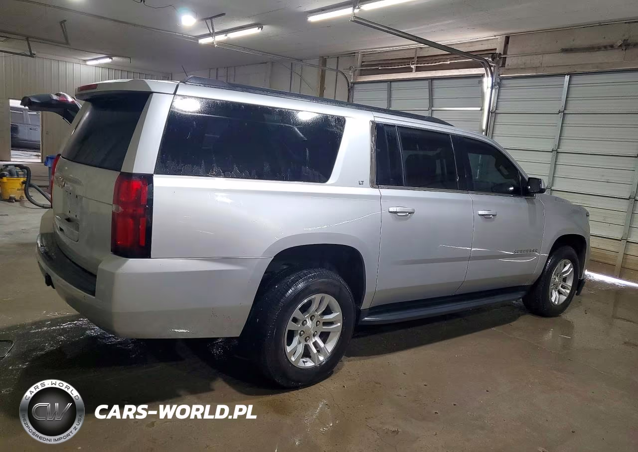 2019 Chevrolet Suburban K1500 Lt VIN:1GNSKHKC9KR390854 - 3