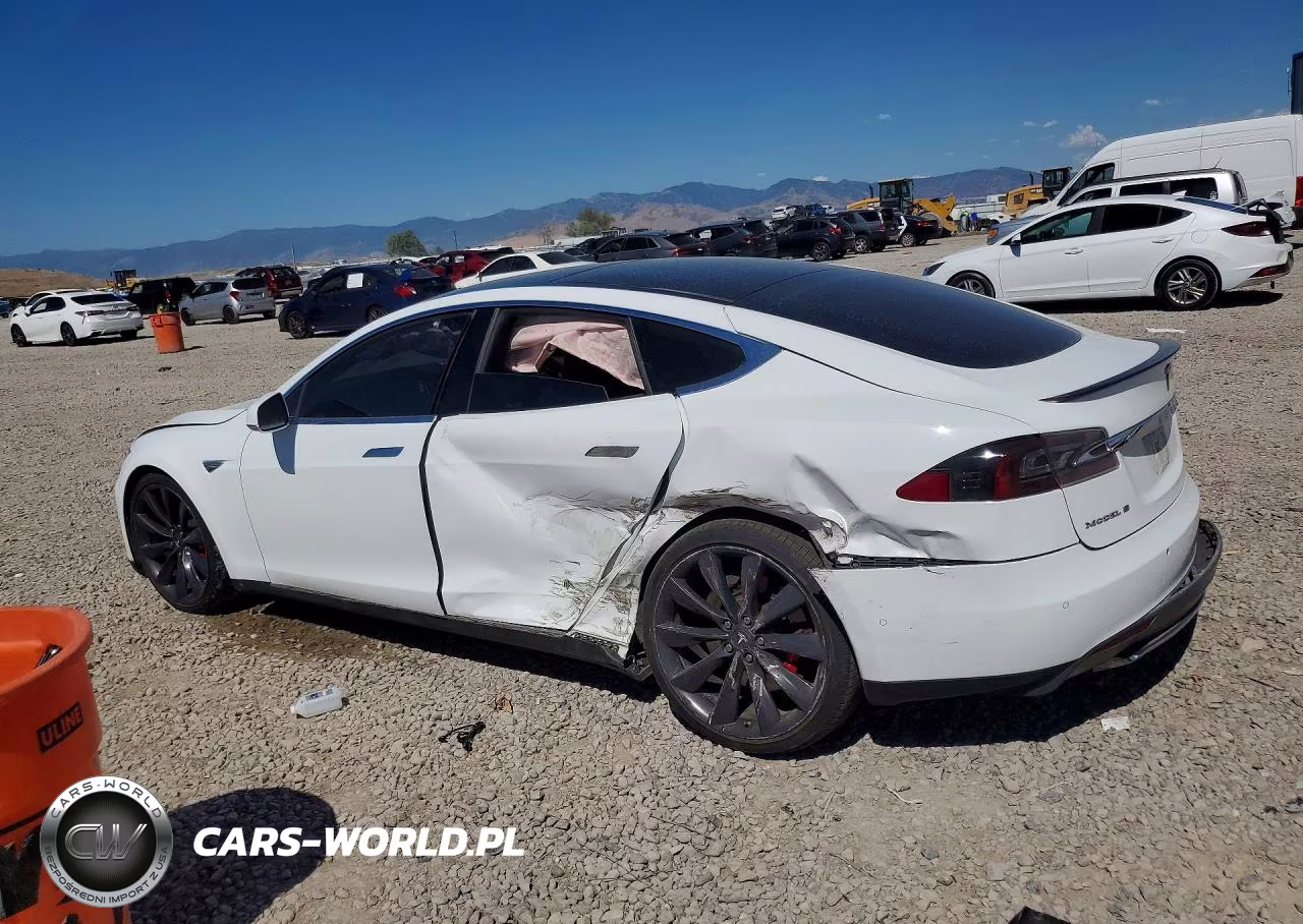 2015 Tesla Model S 85D VIN:5YJSA4H27FFP74274 - 2