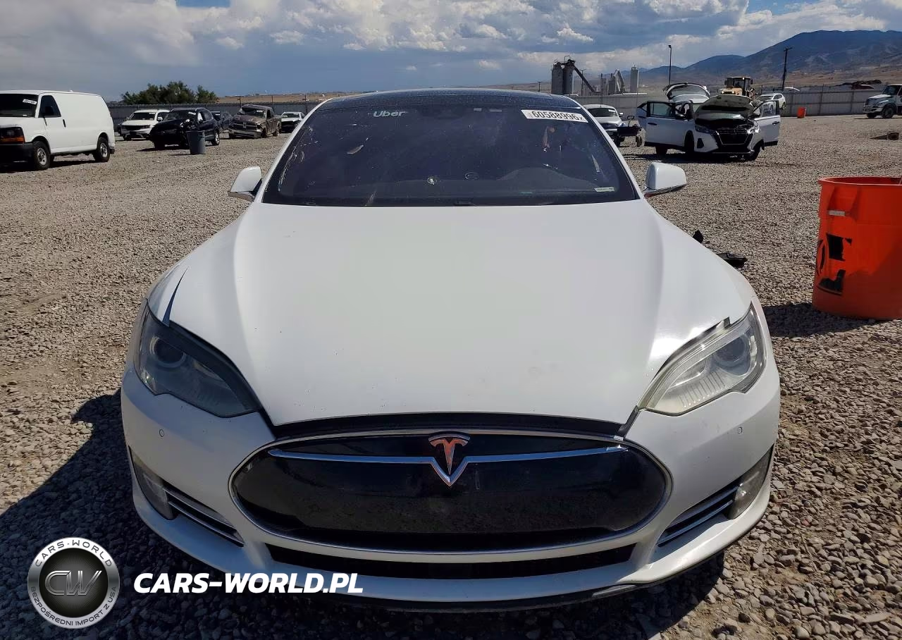 2015 Tesla Model S 85D VIN:5YJSA4H27FFP74274 - 5