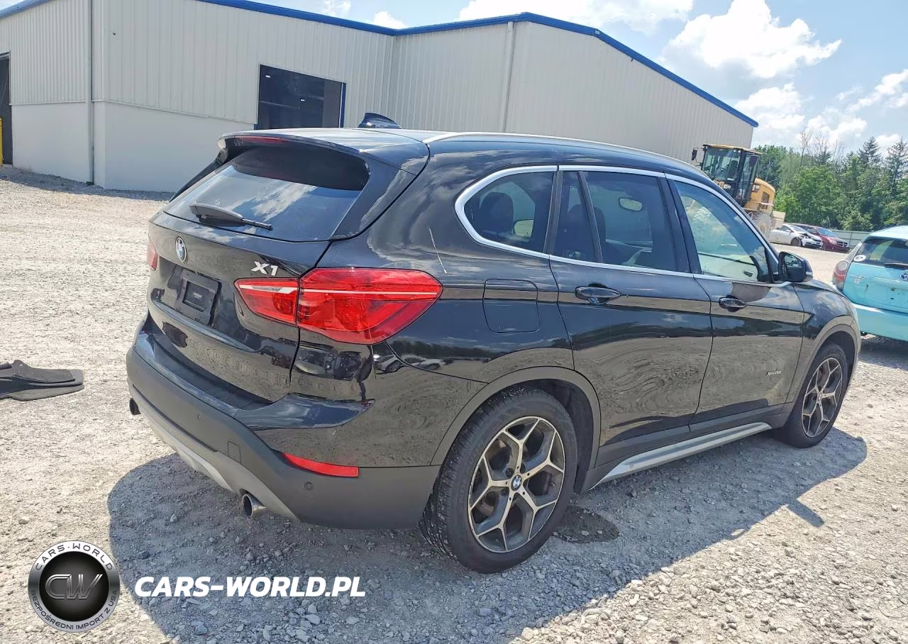 2017 BMW X1 xDrive28I VIN:WBXHT3C39H5F76434 - 3