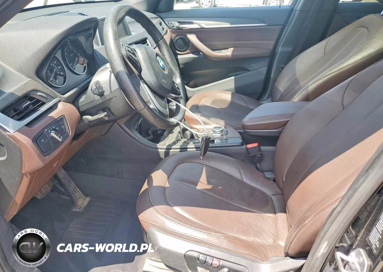 2017 BMW X1 xDrive28I VIN:WBXHT3C39H5F76434 - 7