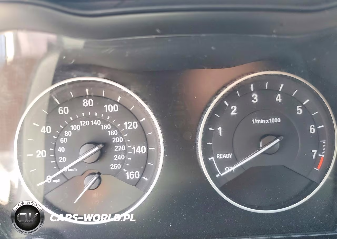 2017 BMW X1 xDrive28I VIN:WBXHT3C39H5F76434 - 9