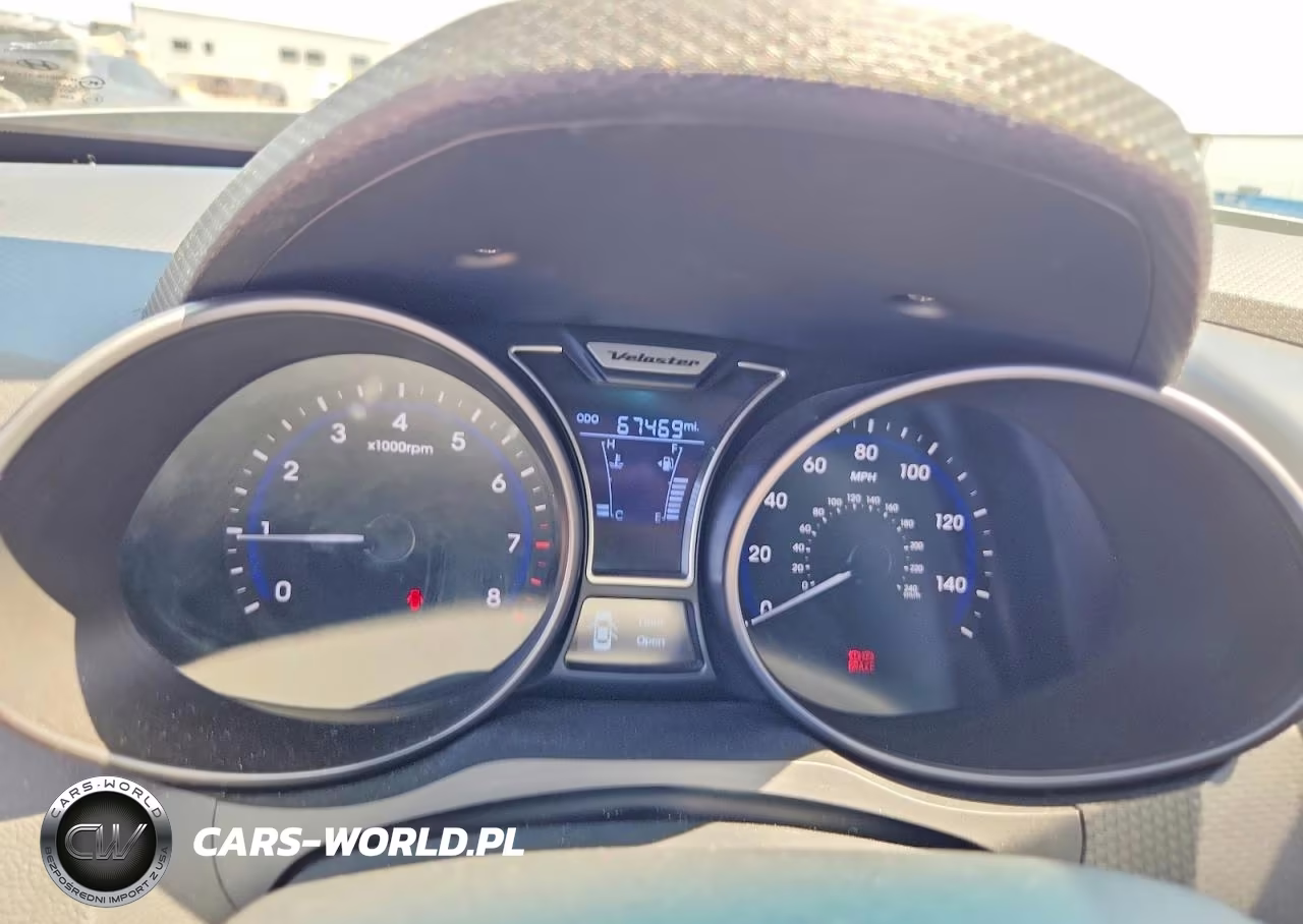 2013 Hyundai Veloster Turbo VIN:KMHTC6AE9DU100206 - 9