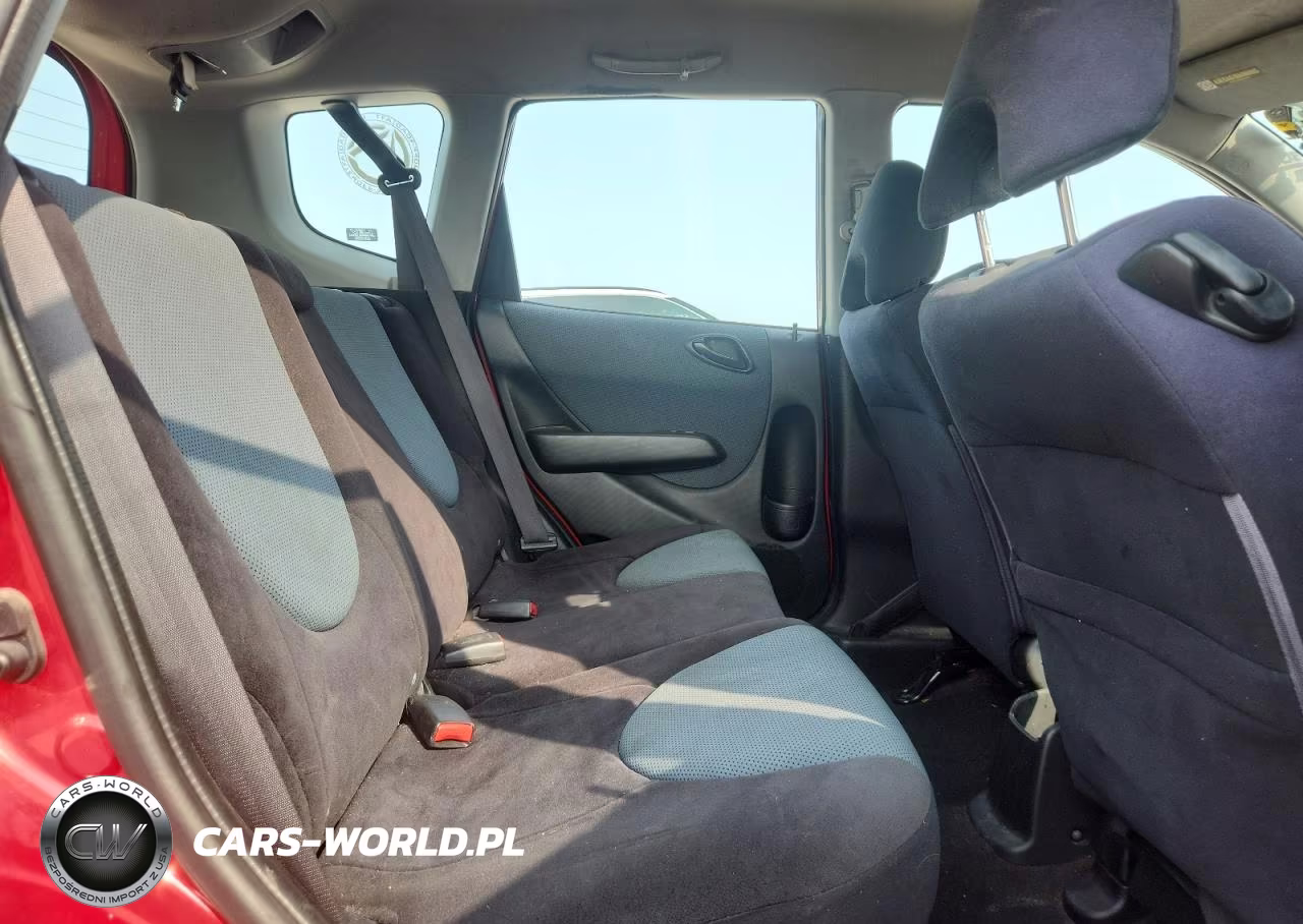 2008 Honda Fit VIN:JHMGD37458S070184 - 10