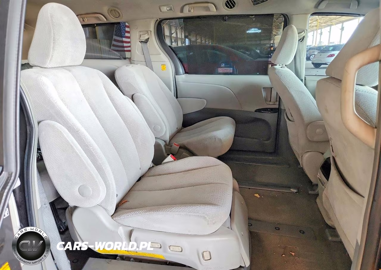 2013 Toyota Sienna Le VIN:5TDKK3DC2DS352895 - 11