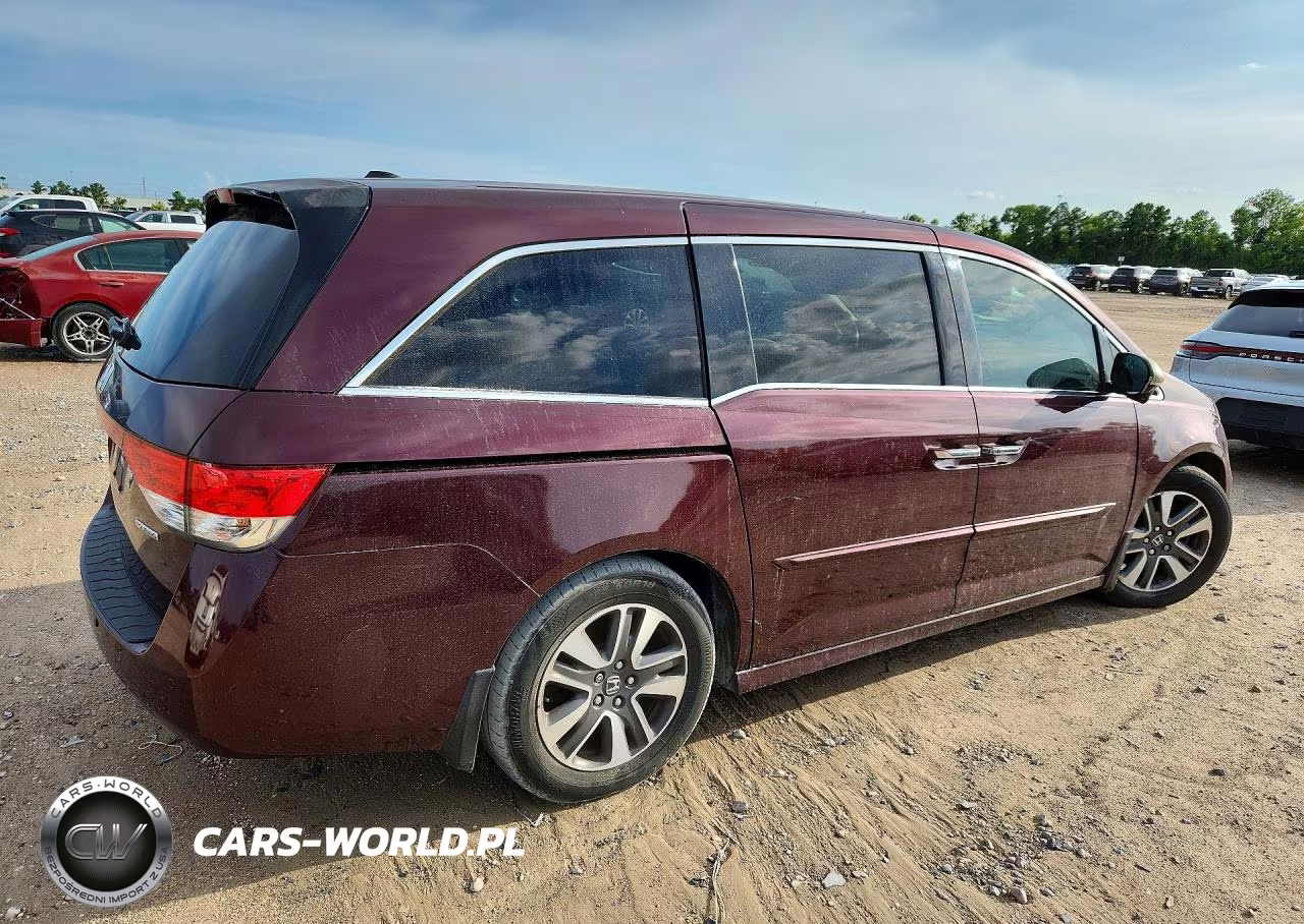 2014 Honda Odyssey Touring VIN:5FNRL5H96EB051395 - 3