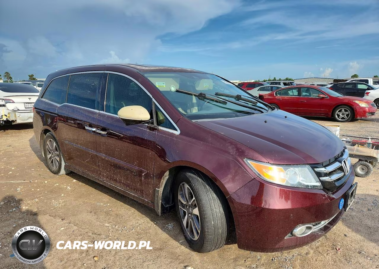 2014 Honda Odyssey Touring VIN:5FNRL5H96EB051395 - 4