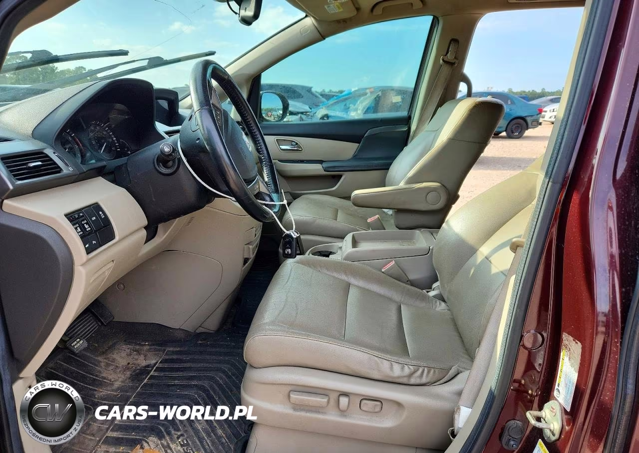2014 Honda Odyssey Touring VIN:5FNRL5H96EB051395 - 7