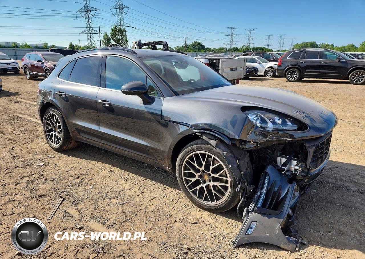 2018 Porsche Macan VIN:WP1AA2A51JLB01750 - 4