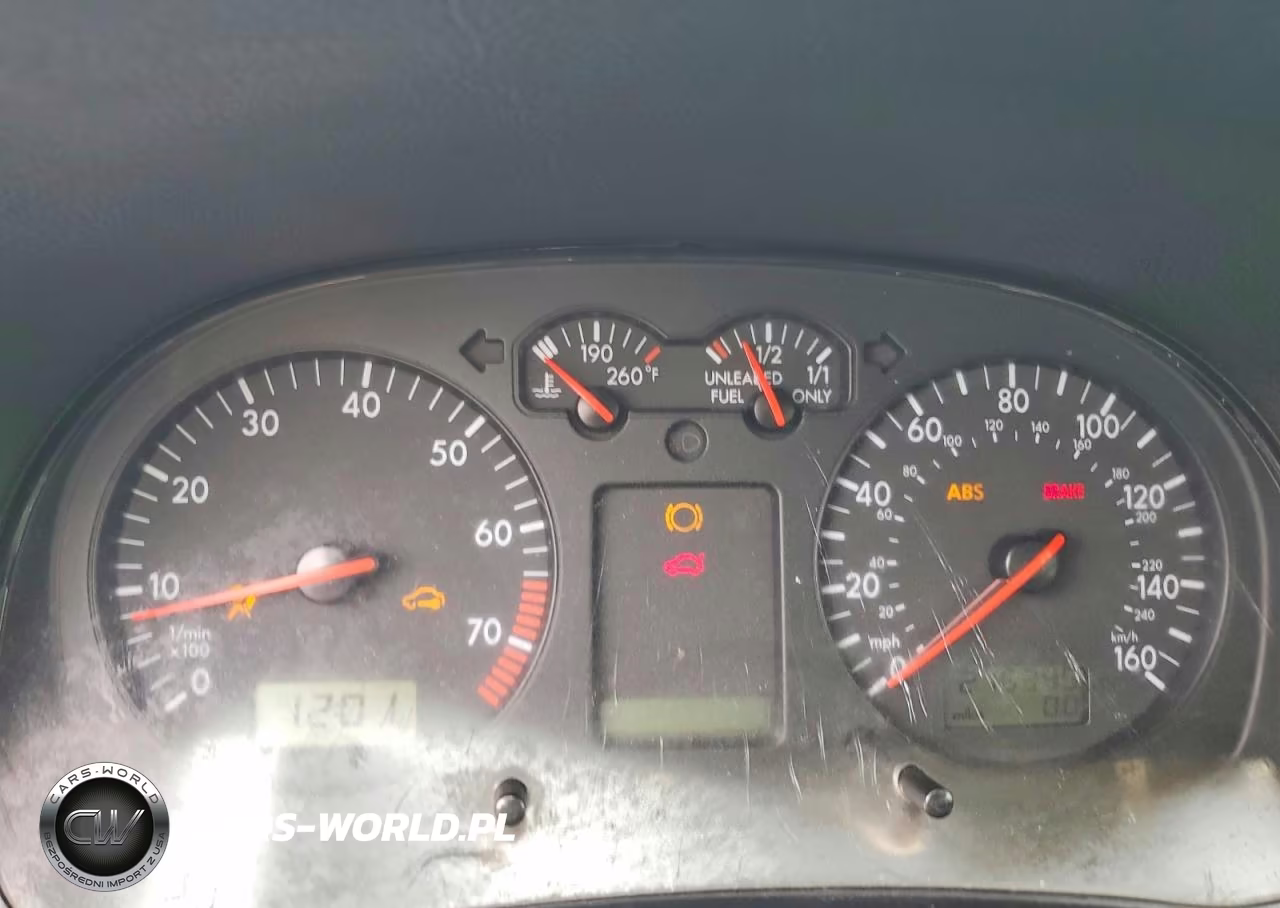 1999 Volkswagen Jetta Gls VIN:3VWSA29M5XM018828 - 9
