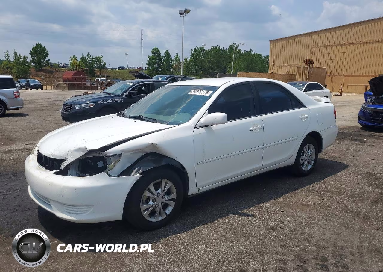 2005 Toyota Camry Le – zdjęcie 1 z 12
