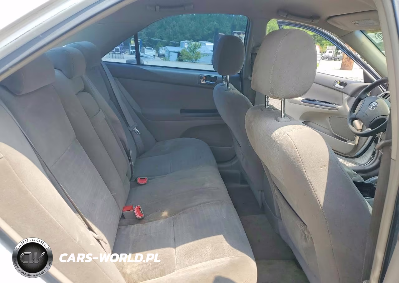 2005 Toyota Camry Le VIN:4T1BE32K55U584434 - 10
