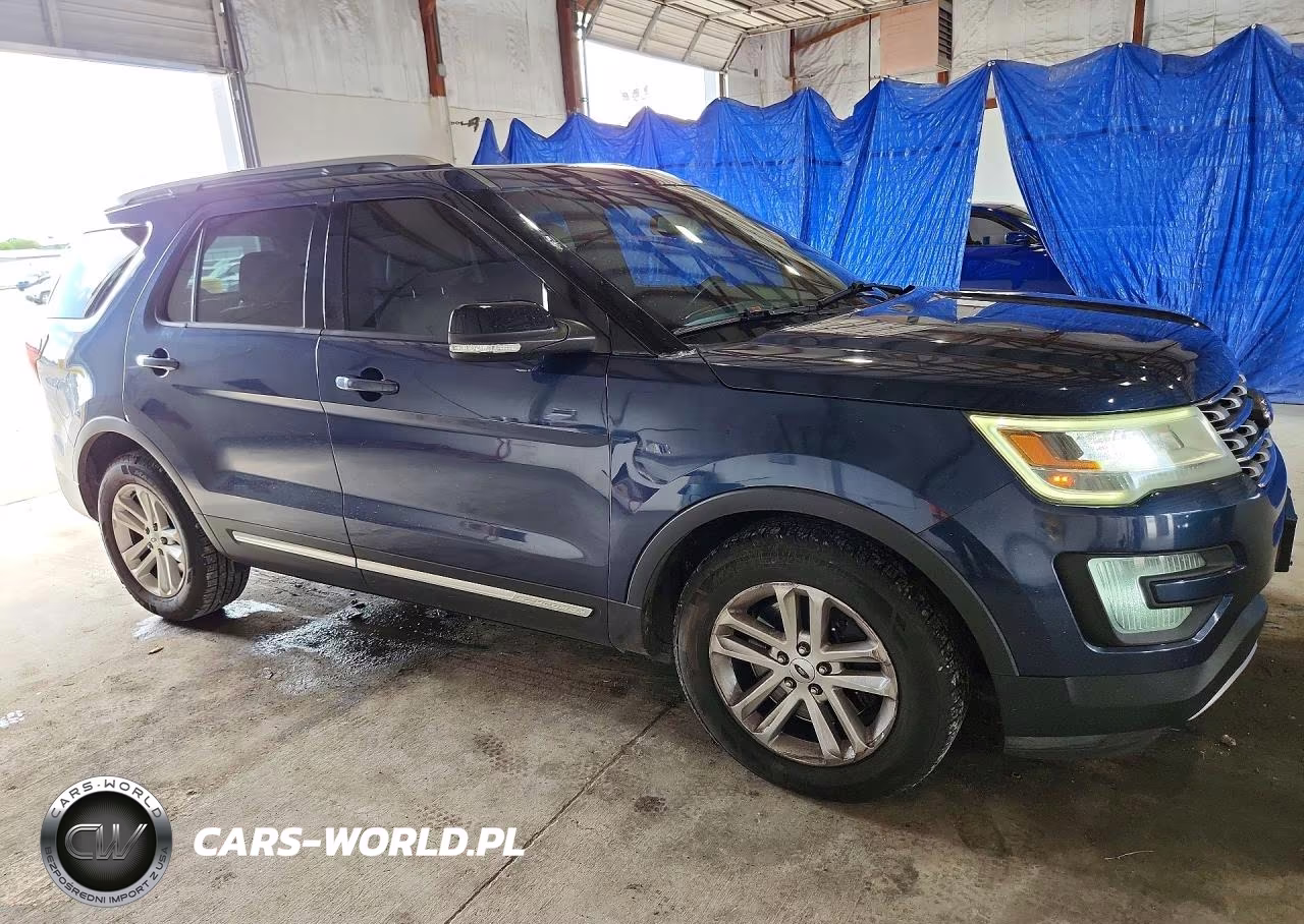 2016 Ford Explorer Xlt VIN:1FM5K7D83GGA24203 - 4