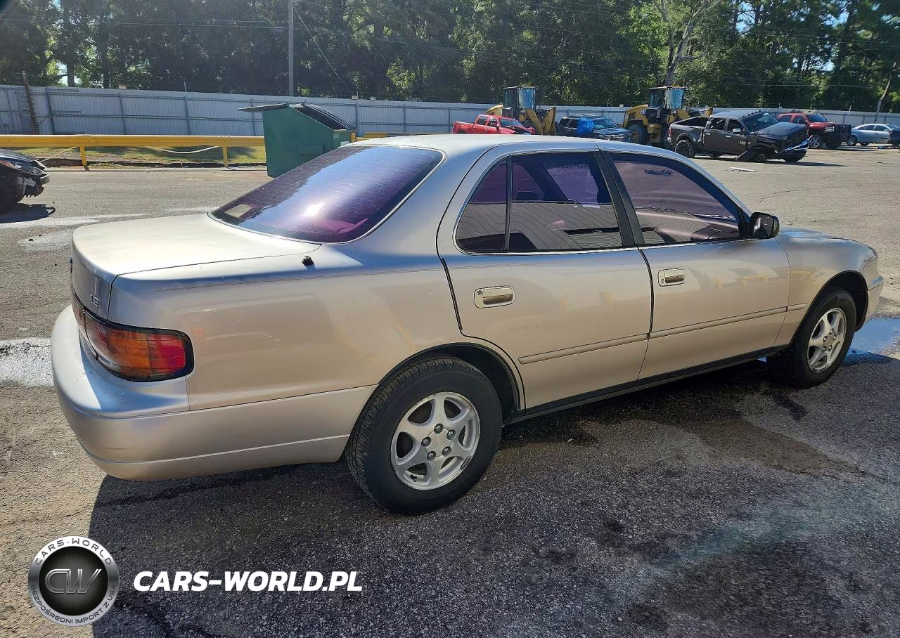 1994 Toyota Camry Le VIN:JT2SK12E3R0254566 - 3