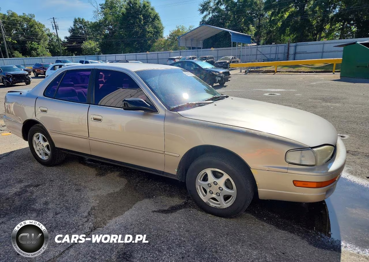 1994 Toyota Camry Le VIN:JT2SK12E3R0254566 - 4