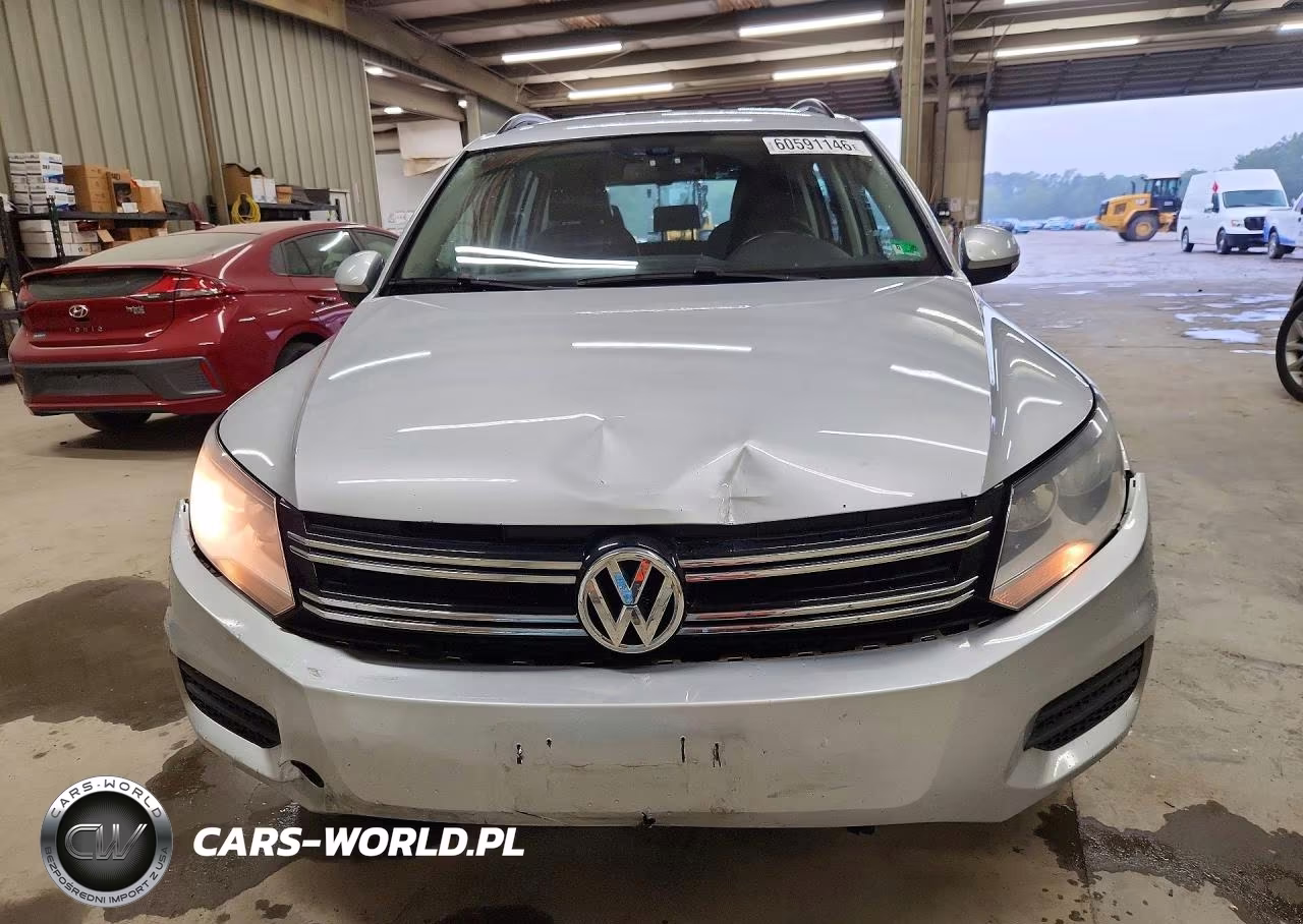 2016 Volkswagen Tiguan S VIN:WVGAV7AX3GW529083 - 5