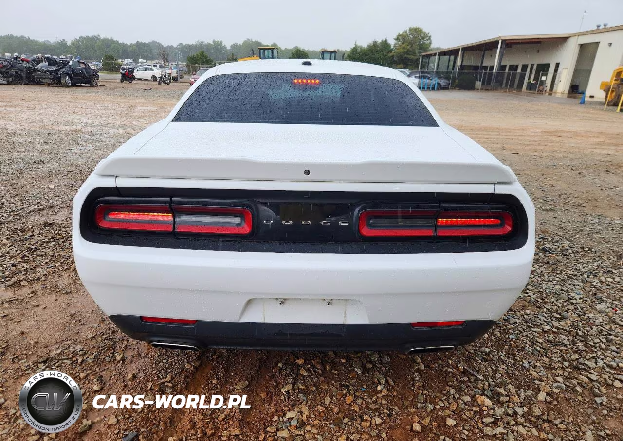 2019 Dodge Challenger Sxt VIN:2C3CDZAG0KH675206 - 6