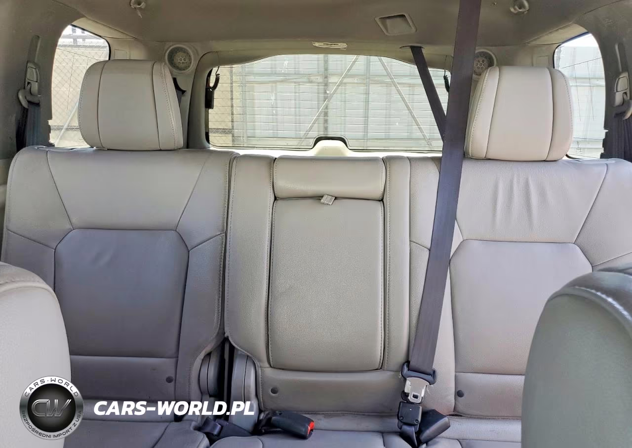 2012 Honda Pilot Touring VIN:5FNYF4H96CB010548 - 10