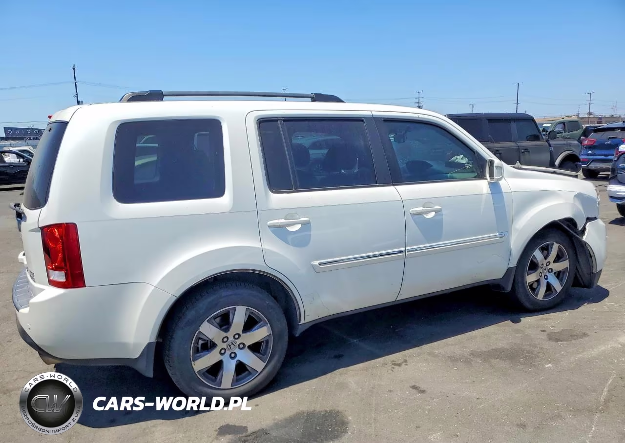 2012 Honda Pilot Touring VIN:5FNYF4H96CB010548 - 3