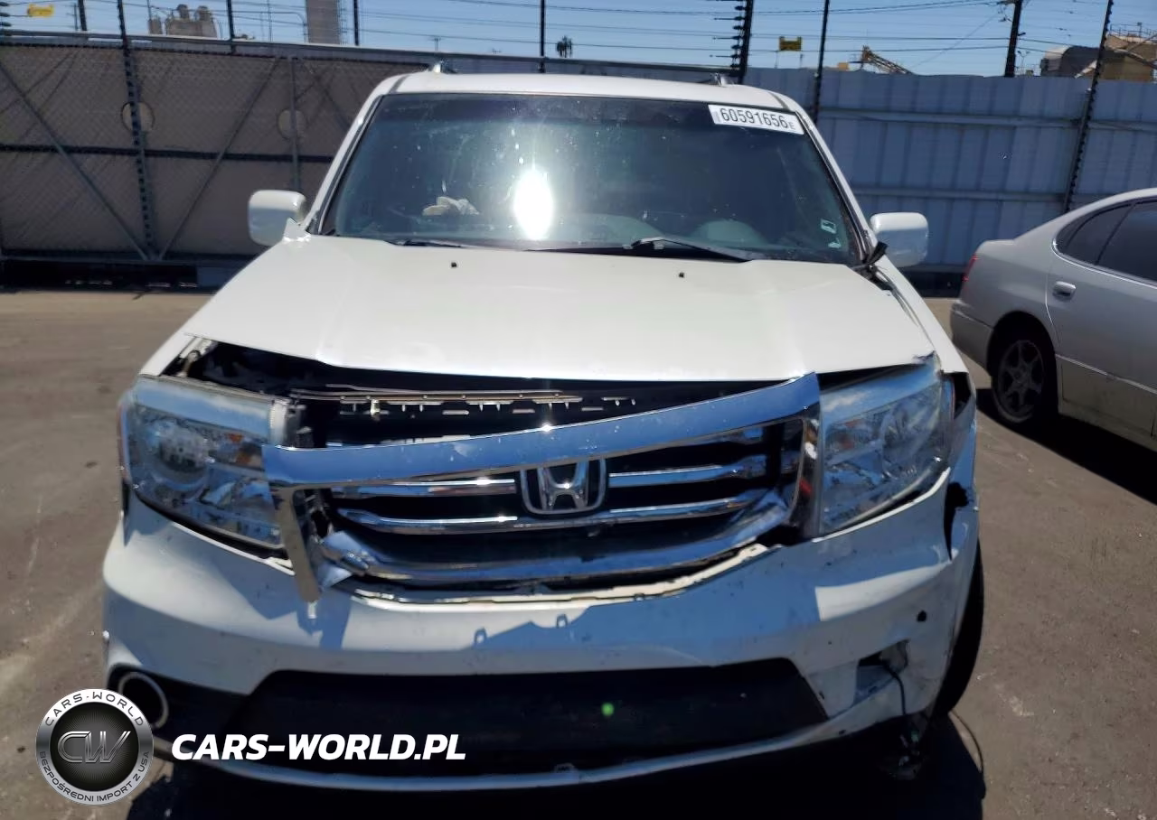 2012 Honda Pilot Touring VIN:5FNYF4H96CB010548 - 5