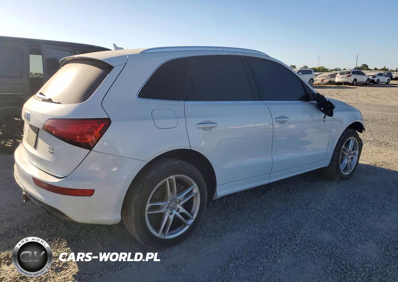 2015 Audi Q5 Premium Plus VIN:WA1DGAFP1FA079988 - 3