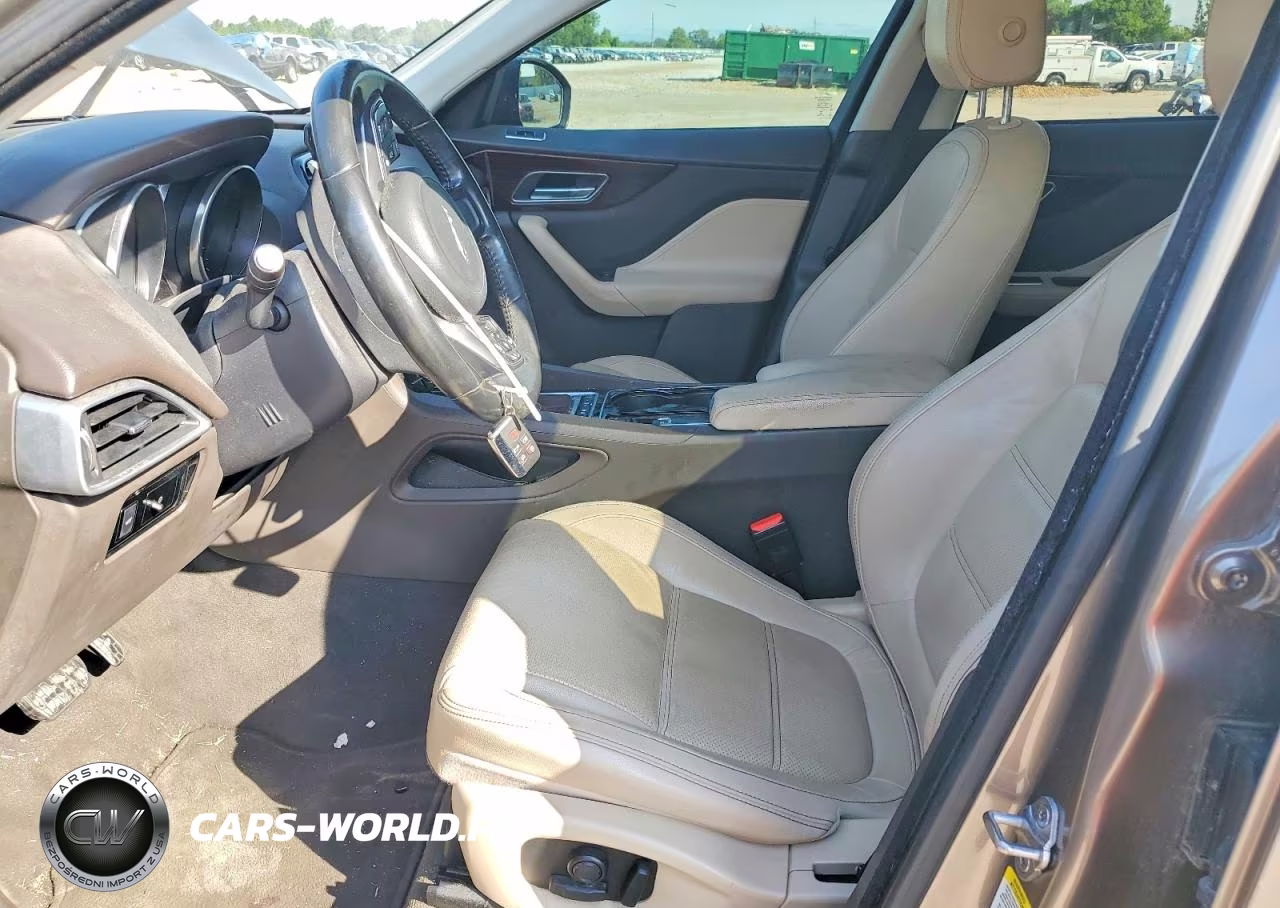 2017 Jaguar F-Pace Prestige VIN:SADCK2BV1HA895844 - 7