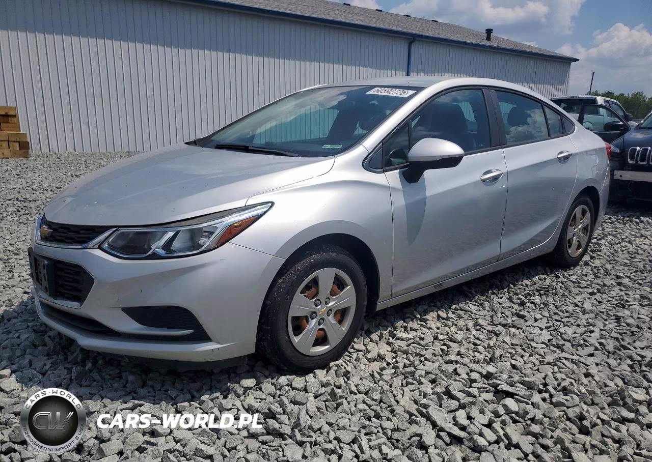 2017 Chevrolet Cruze Ls – zdjęcie 1 z 12