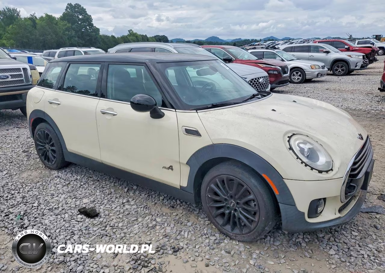 2017 Mini Cooper Clubman All4 VIN:WMWLU1C30H2F28828 - 4