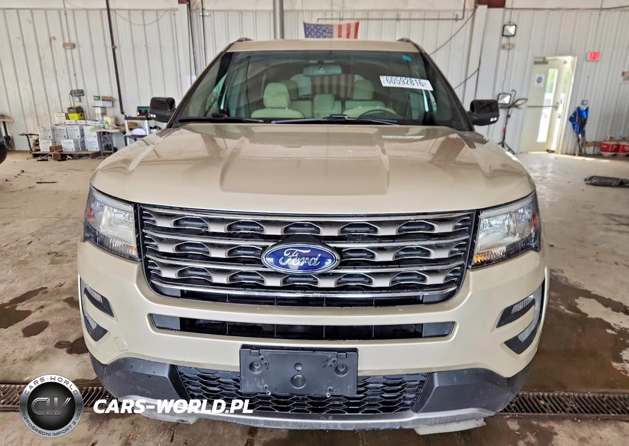 2017 Ford Explorer Xlt VIN:1FM5K8D83HGA60223 - 5