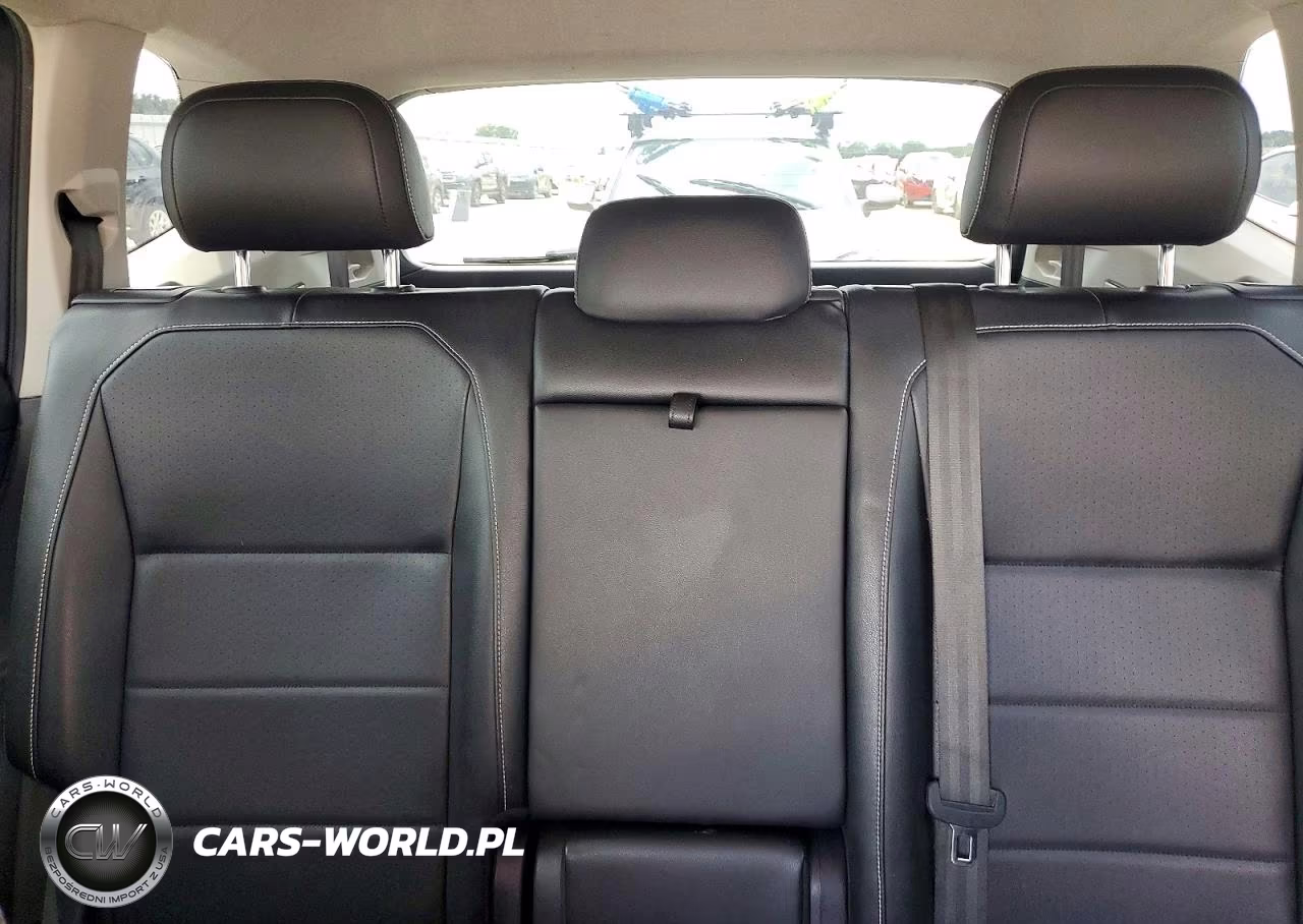 2021 Volkswagen Tiguan VIN:3VV3B7AX1MM081834 - 10