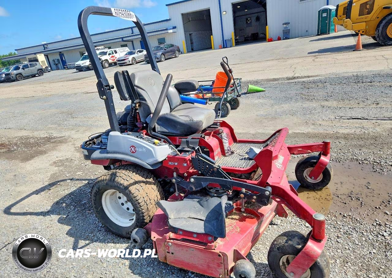 2000 Lawn Mower