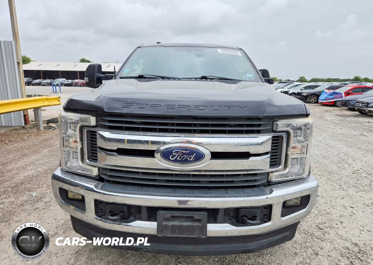 2018 Ford F250 Super Duty VIN:1FT7X2BT3JEC98660 - 5