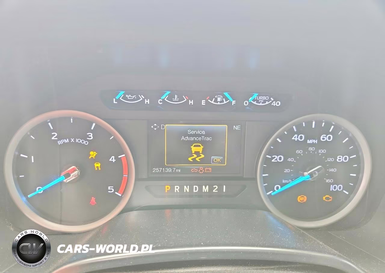 2018 Ford F250 Super Duty VIN:1FT7X2BT3JEC98660 - 9