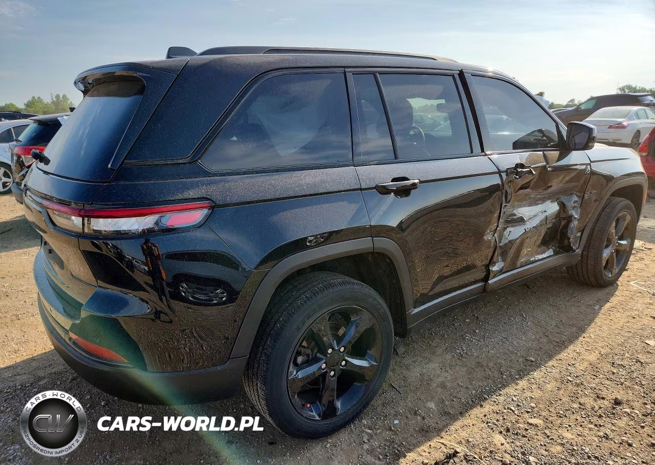 2023 Jeep Grand Cherokee 4Xe 3 VIN:1C4RJHAG9PC570473 - 3