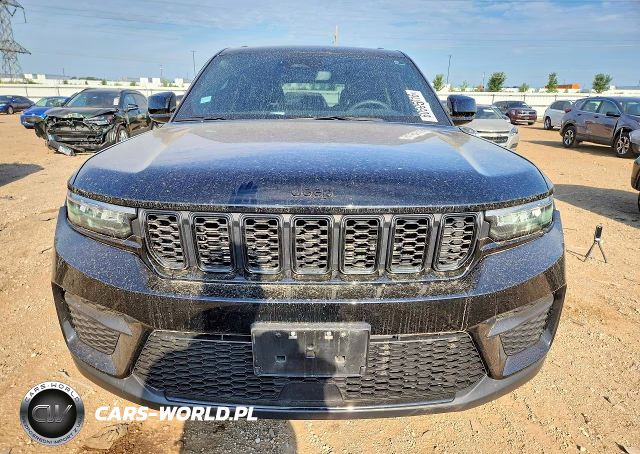2023 Jeep Grand Cherokee 4Xe 3 VIN:1C4RJHAG9PC570473 - 5