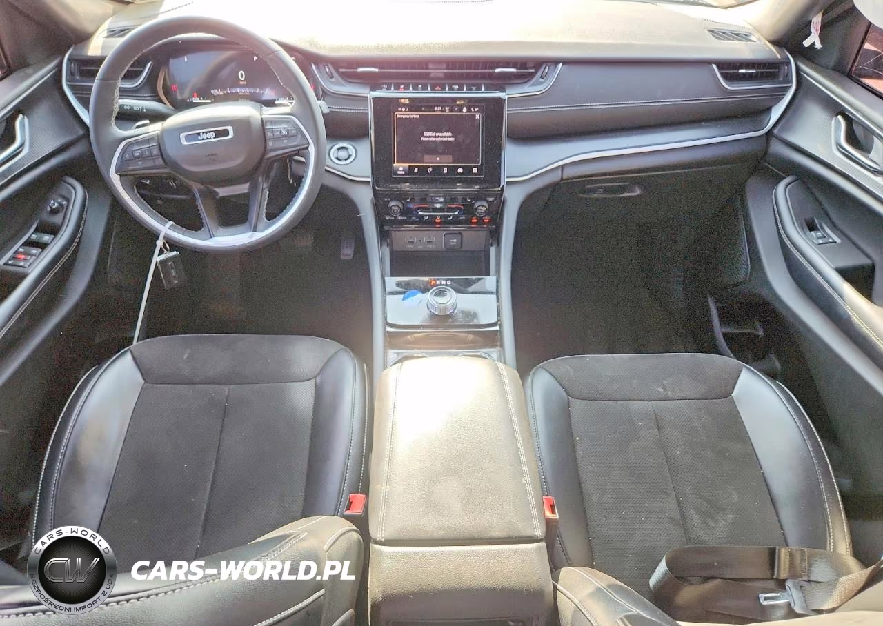 2023 Jeep Grand Cherokee 4Xe 3 VIN:1C4RJHAG9PC570473 - 8