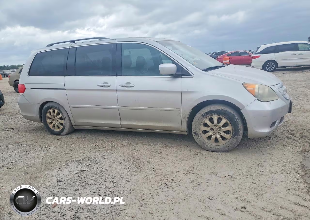 2010 Honda Odyssey Exl VIN:5FNRL3H62AB080106 - 4