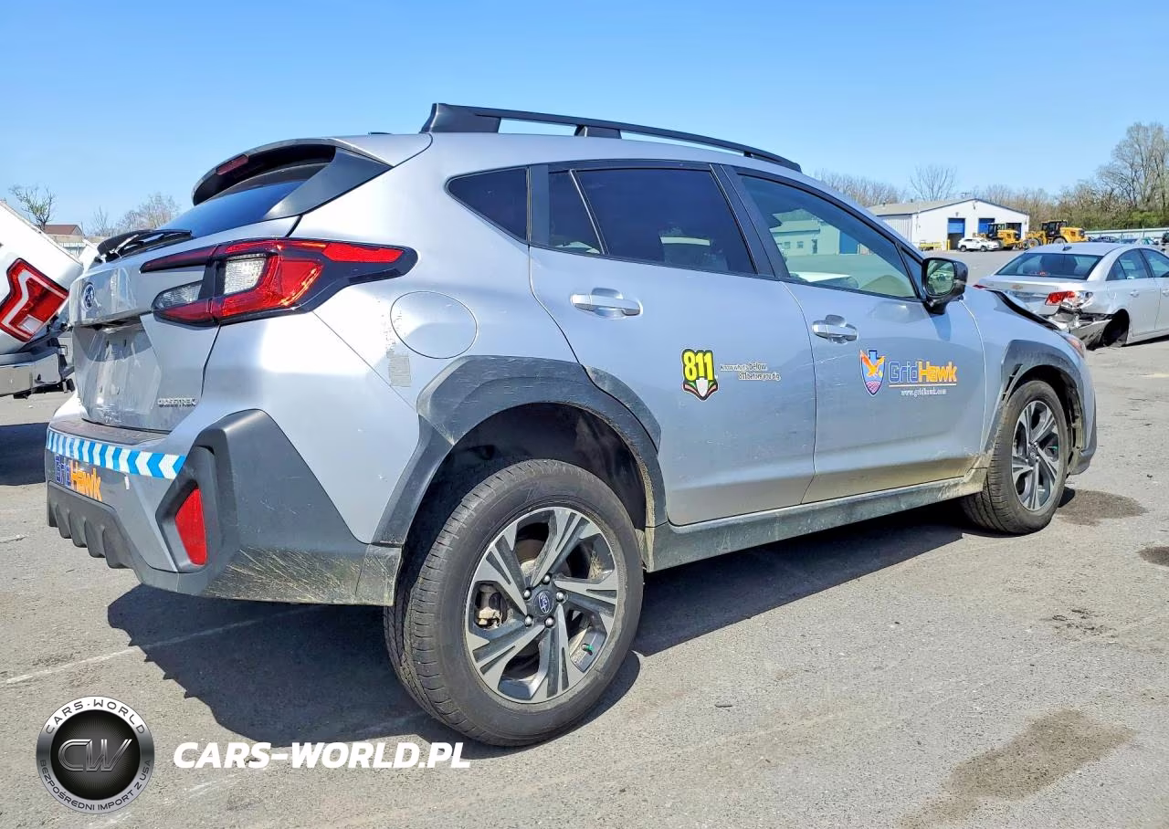2025 Subaru Crosstrek Premium VIN:JF2GUHDCXSH304805 - 3