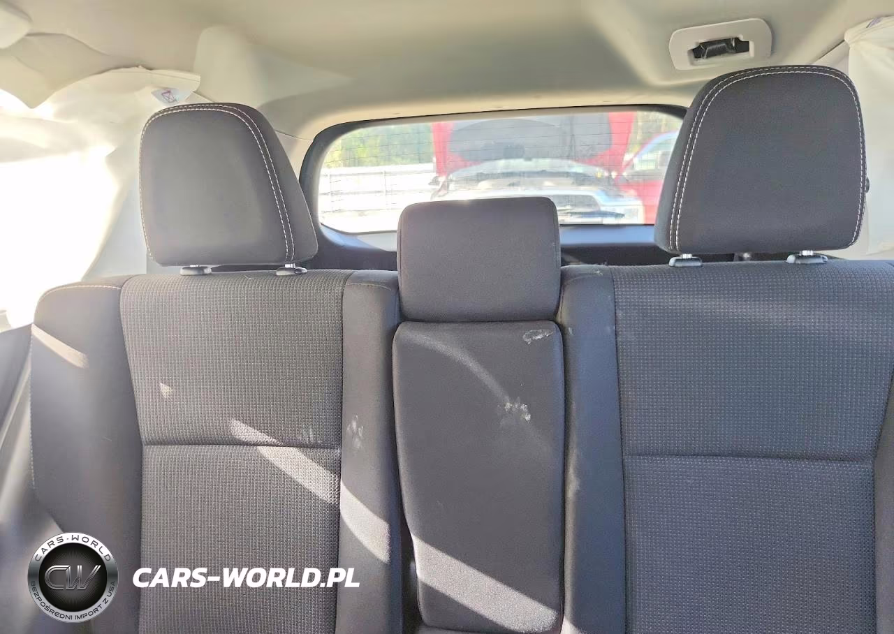 2018 Toyota Rav4 Xle VIN:2T3WFREV1JW521811 - 10