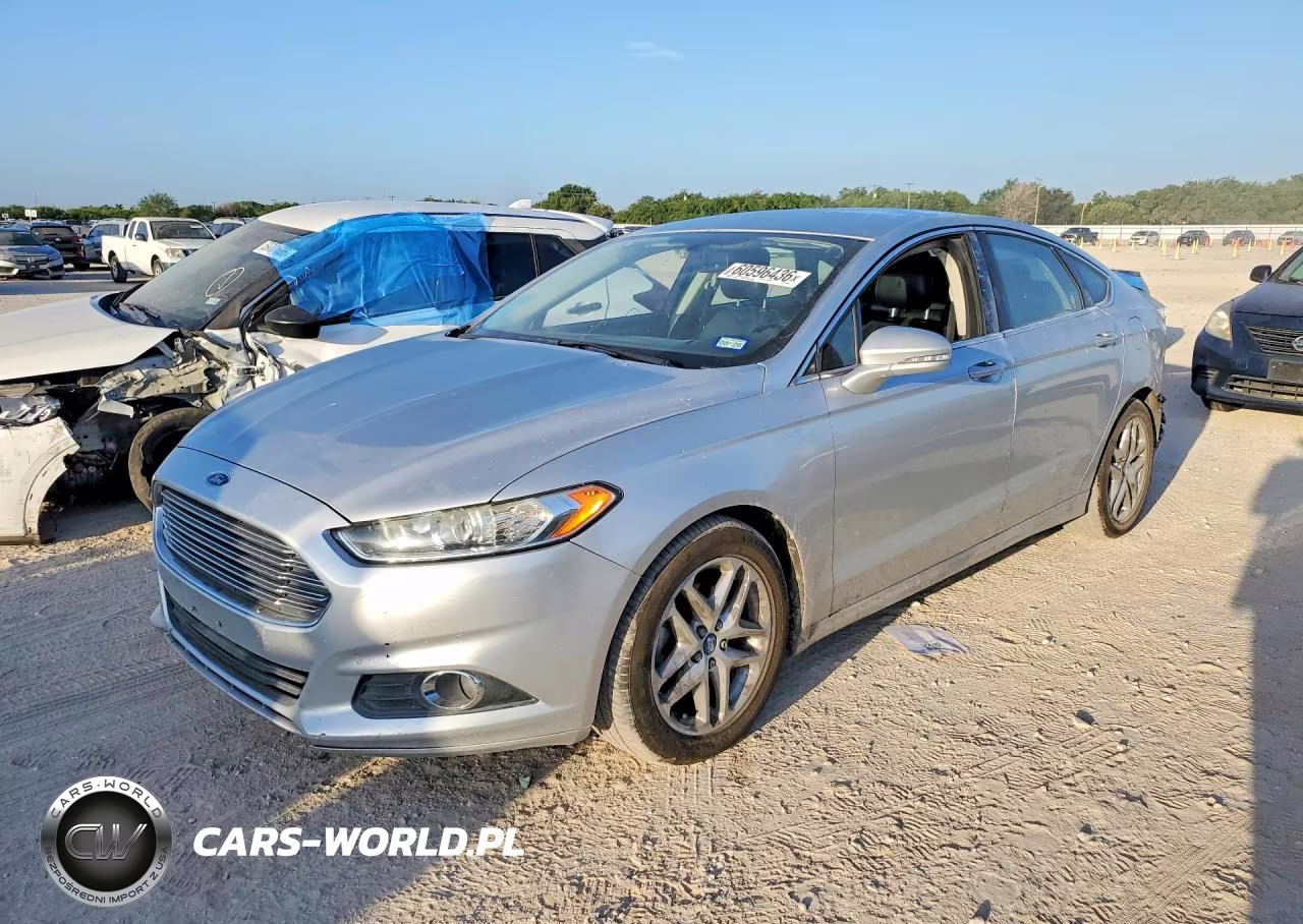 2013 FORD FUSION SE