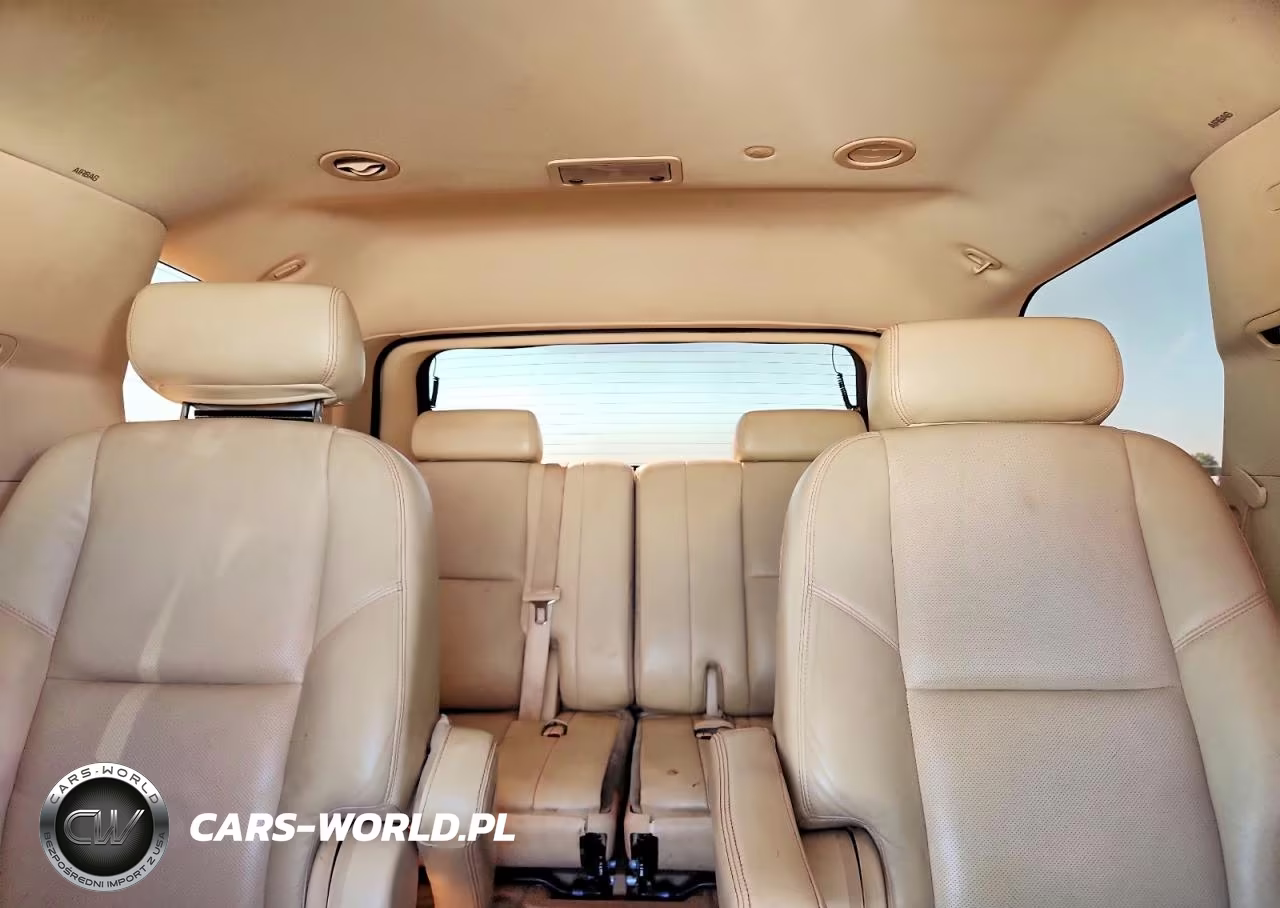 2008 Cadillac Escalade Luxury VIN:1GYFK63868R244004 - 10