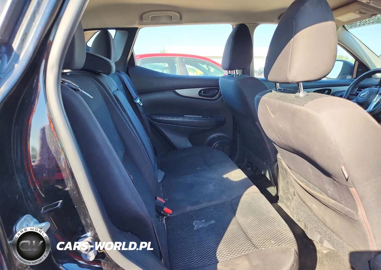 2018 Nissan Rogue Sport S VIN:JN1BJ1CP4JW159951 - 11