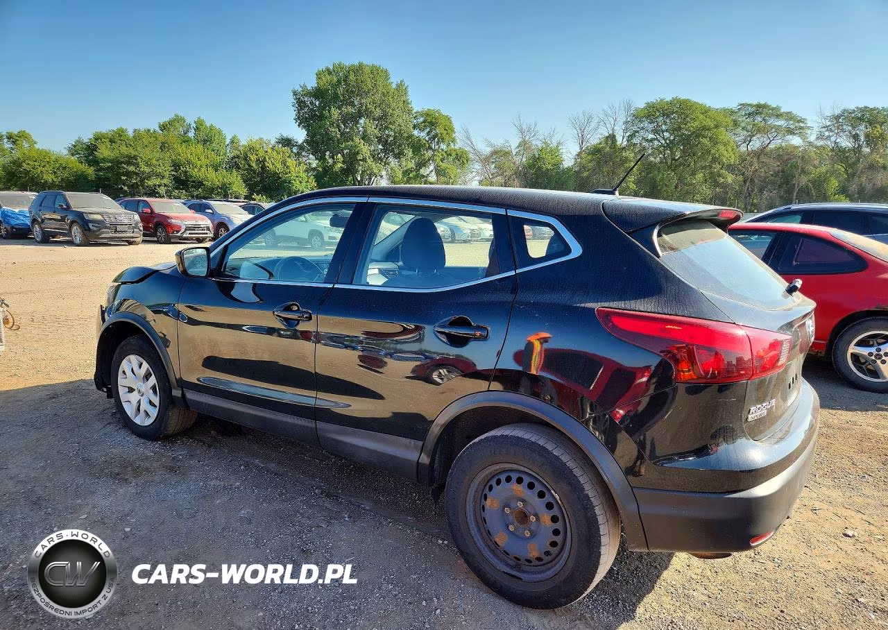 2018 Nissan Rogue Sport S VIN:JN1BJ1CP4JW159951 - 2